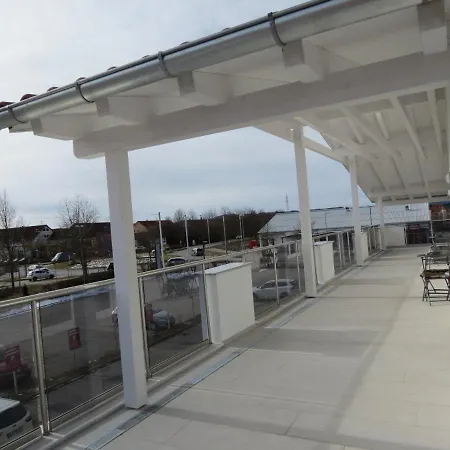 Lerchenfeld Апартаменты Шонгау